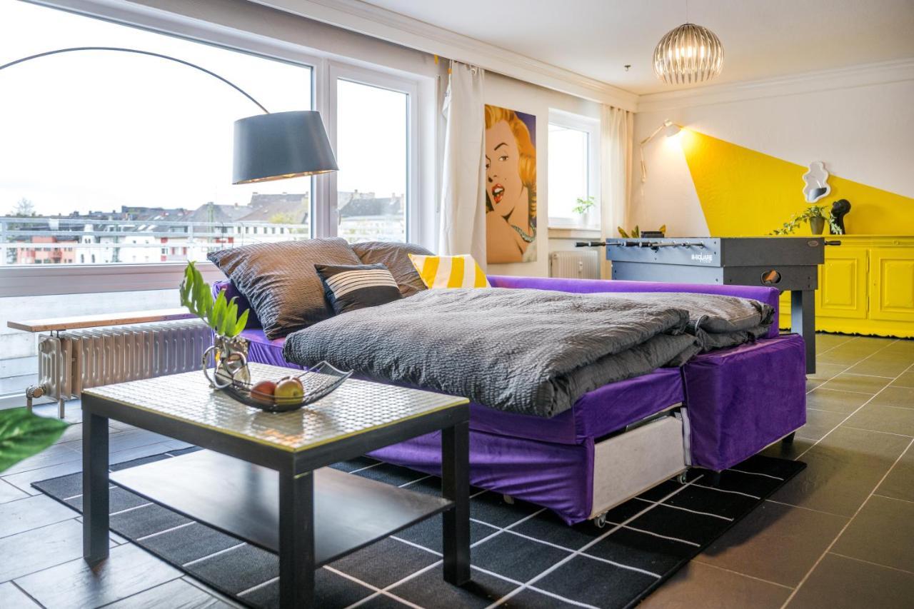 Pop Art Loft Ueber Den Daechern Von Koblenz Koblenz  Kültér fotó